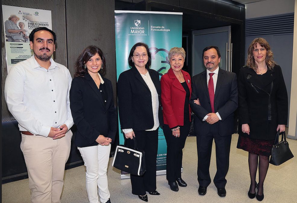 IV VERSIÓN: JORNADA PARA EL ADULTO MAYOR REALIZADA POR ESCUELA DE FONOAUDIOLOGÍA