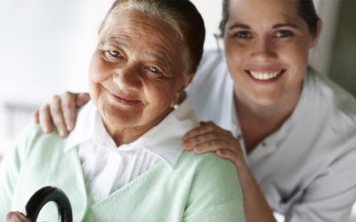 ADVIERTEN POR RIESGOS DE CUIDAR A UN PACIENTE CON ALZHEIMER