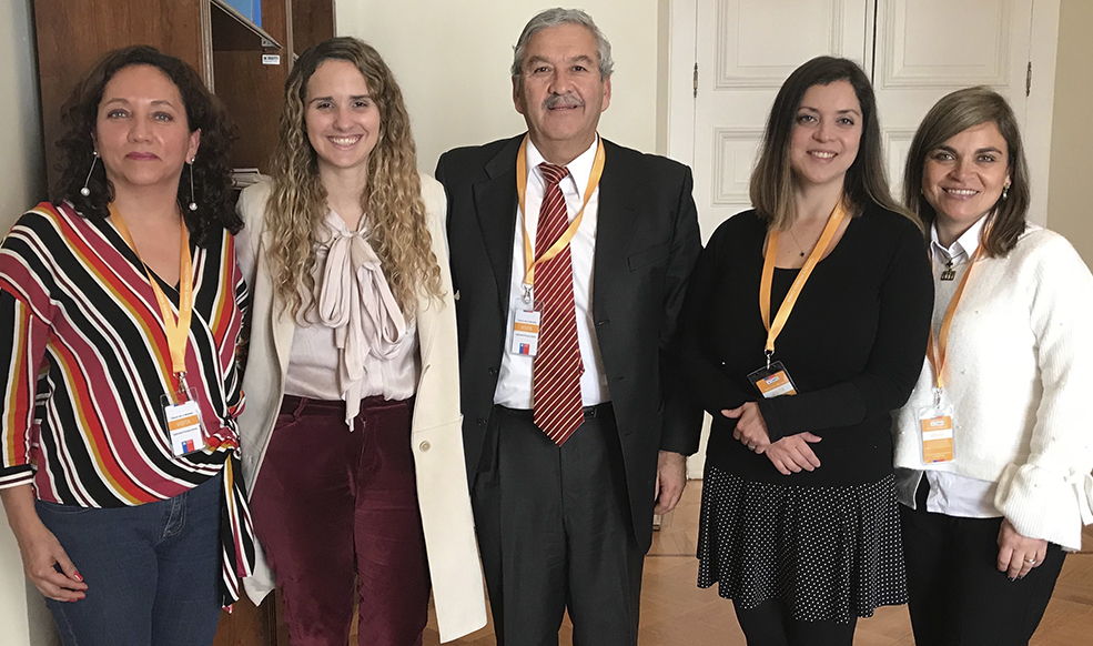 ORGANIZACIONES CIVILES DEL ALZHEIMER EN REUNIÓN CON GABINETE DE PRIMERA DAMA