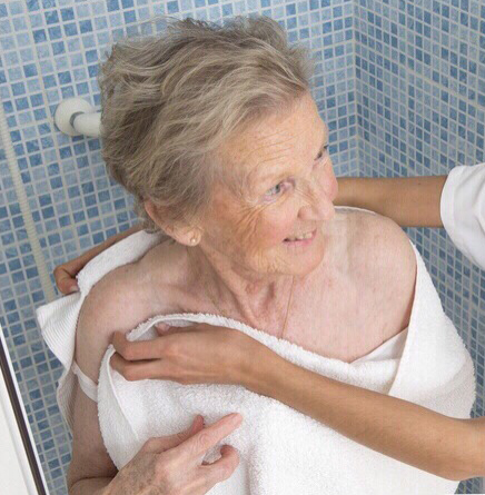 CONSEJOS EN EL ASEO Y CUIDADO PERSONAL PARA PERSONAS CON ALZHEIMER